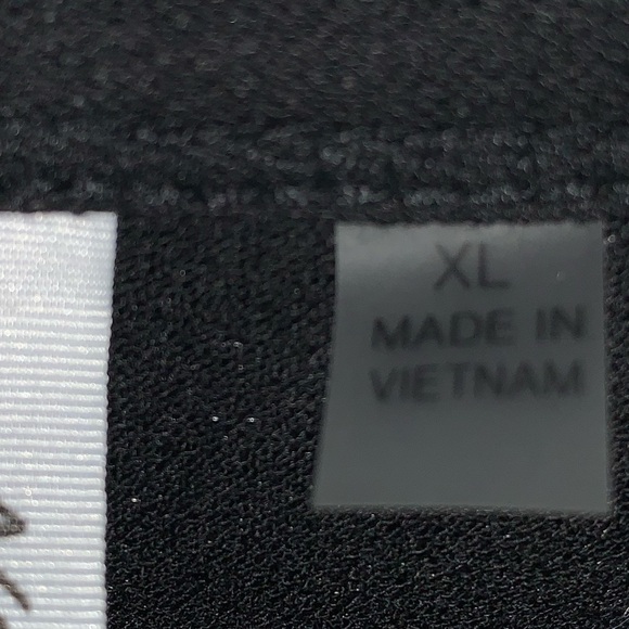 NWT NY Collection Lace Cuff Top - Picture 5 of 5